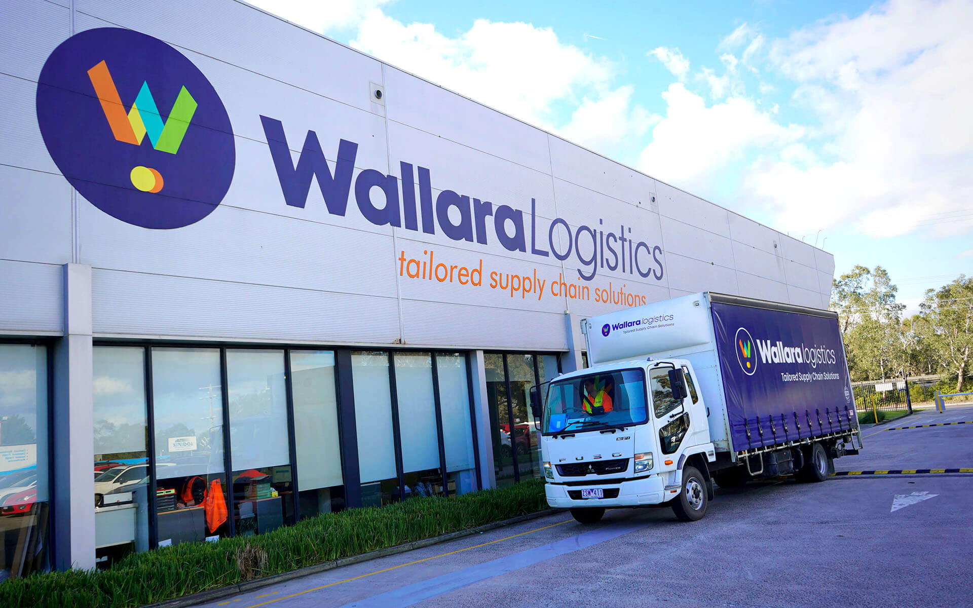 Wallara Logistics truck HQ